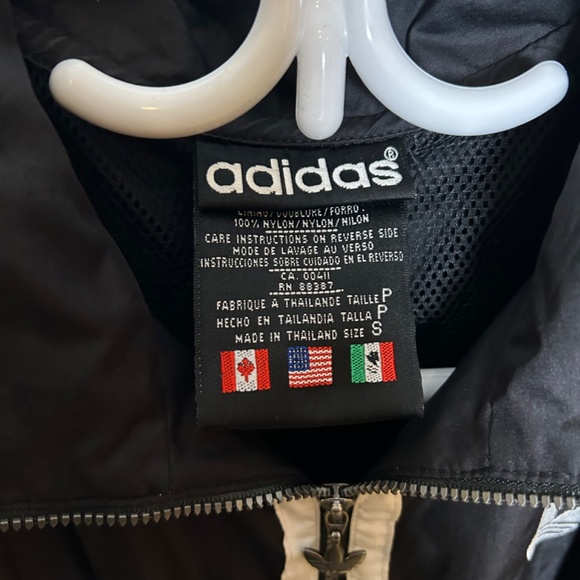 Vintage Adidas Windbreaker - Picture 3 of 3